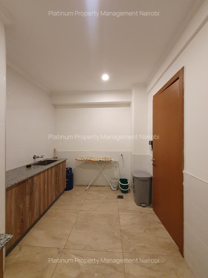 2 Bed Apartment with En Suite at The Colosseum - 7