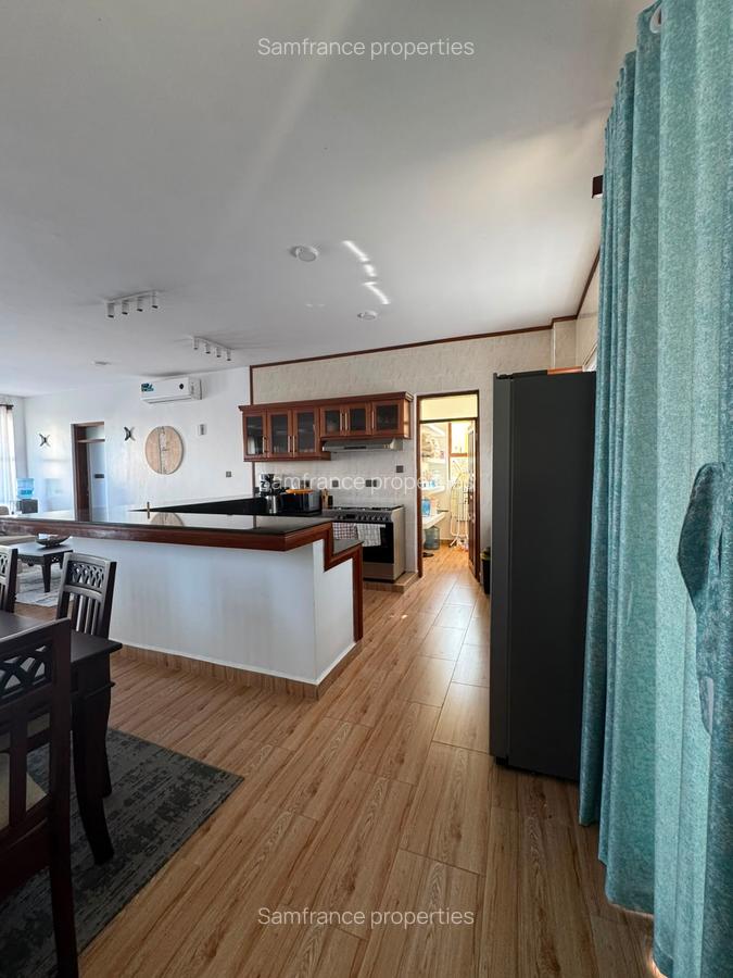 4 Bed Villa with En Suite at Pazuri - 10