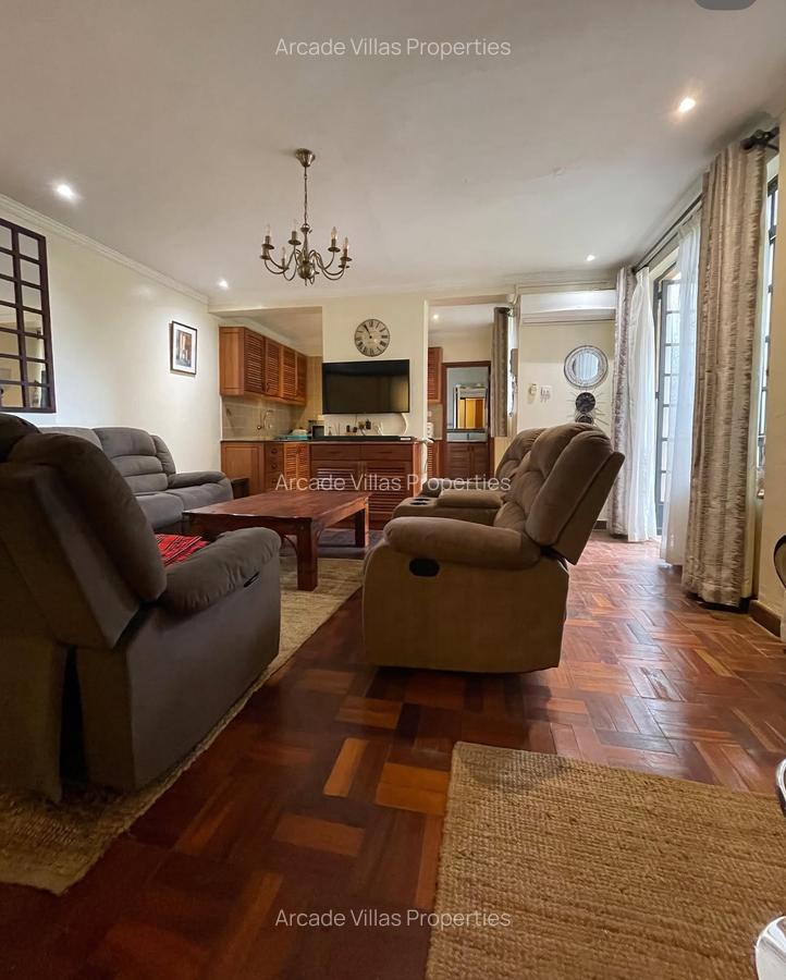 Serviced 1 Bed Apartment with En Suite in Riverside - 2