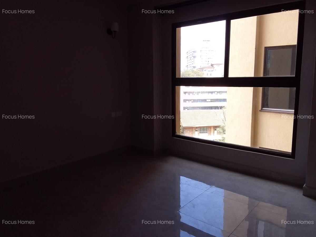 2 Bed Apartment with En Suite in Westlands Area - 7