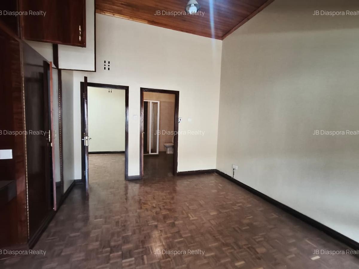 5 Bed Apartment with Staff Quarters at 2Nd Parklands - 11