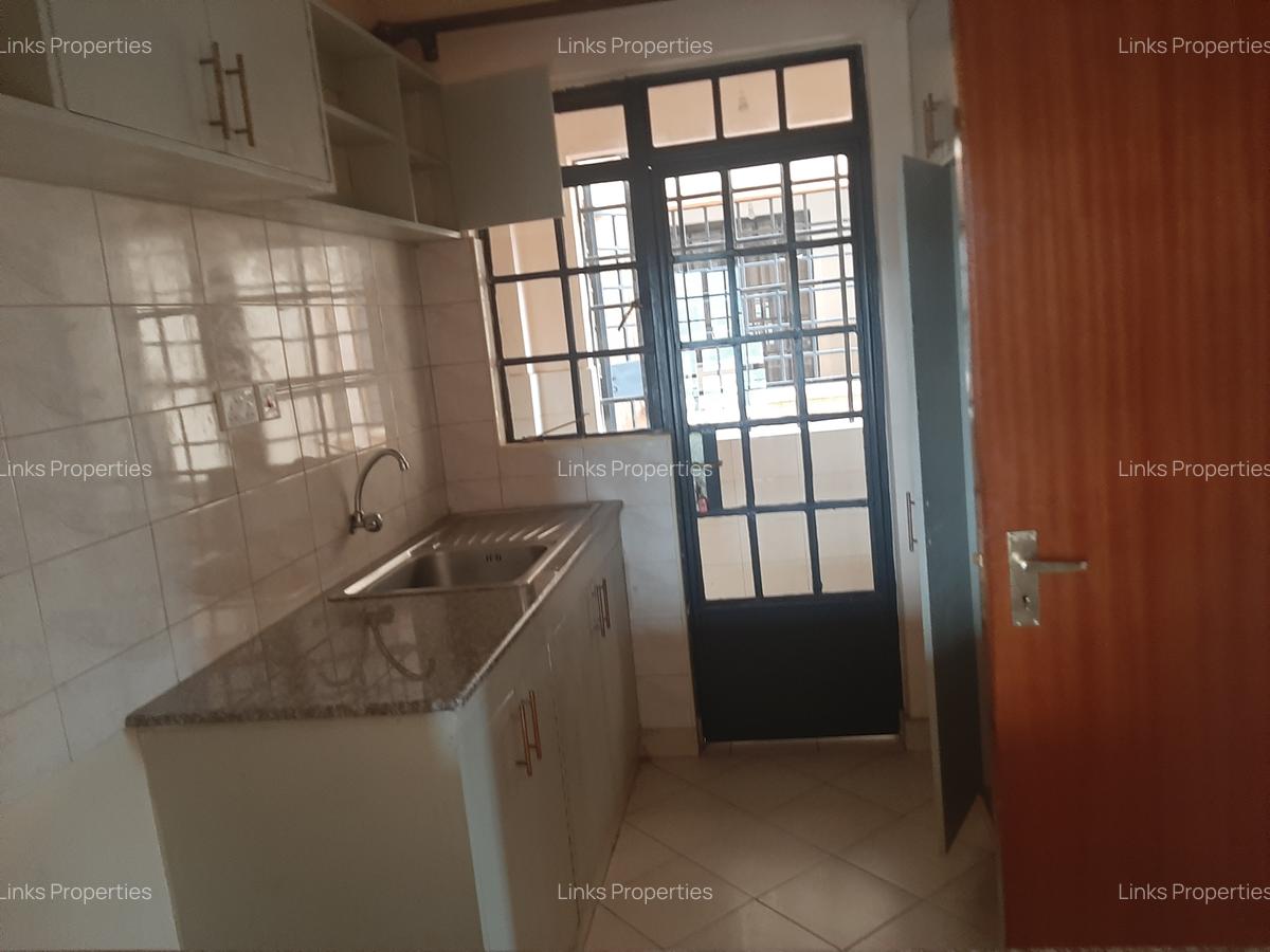2 Bed Apartment with En Suite at Karen Hardy - 9
