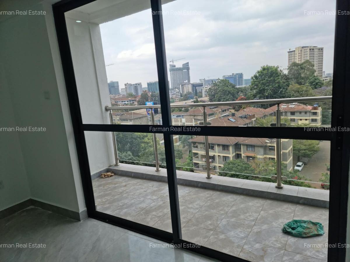 2 Bed Apartment with En Suite in Rhapta Road - 9