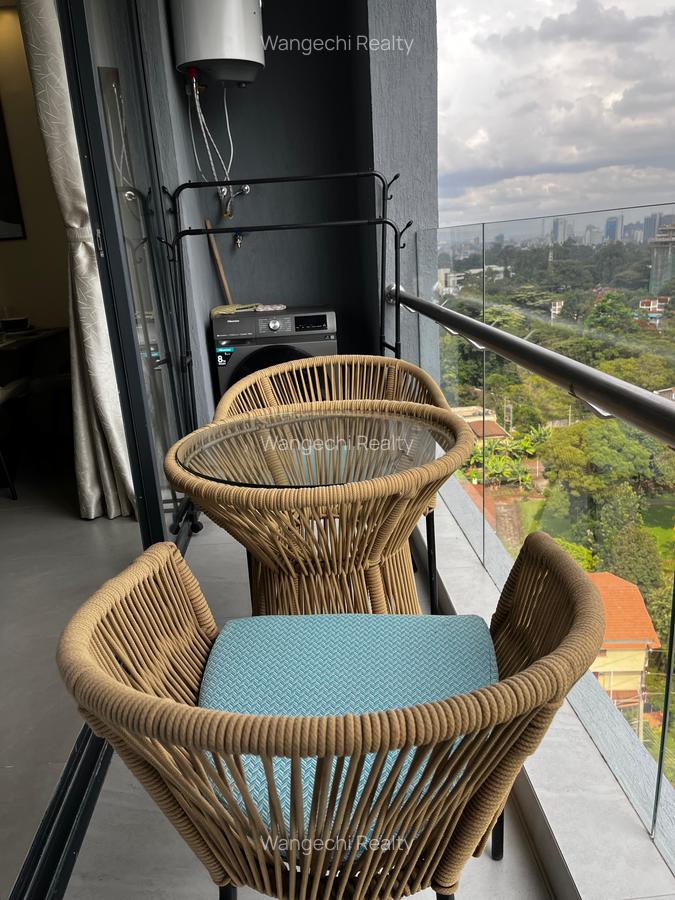 1 Bed Apartment with Swimming Pool at Riverside Drive - 10