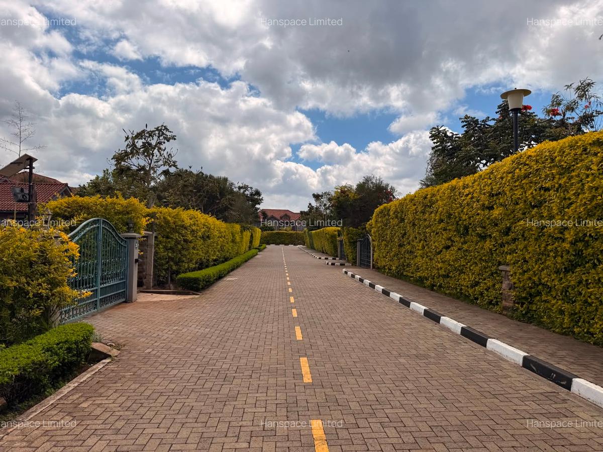 4 Bed Villa with En Suite in Karen - 8