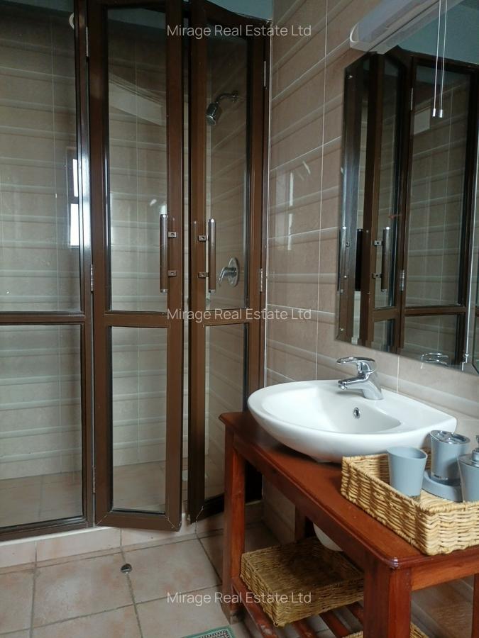 1 Bed Apartment with En Suite in Kilimani - 15