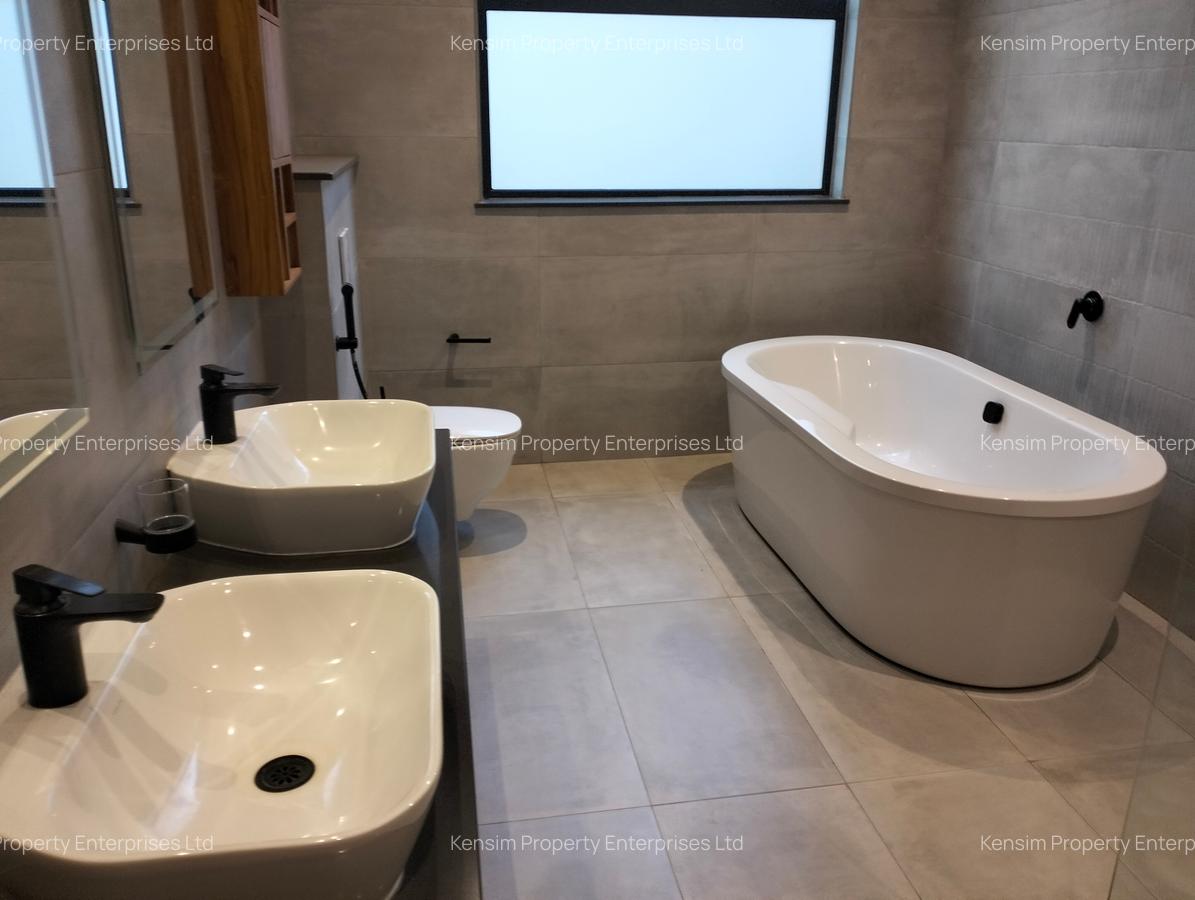 Furnished 4 Bed Apartment with En Suite in Spring Valley - 9