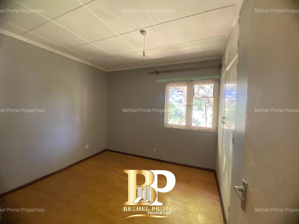 4 Bed House with Garden in Kyuna - 17