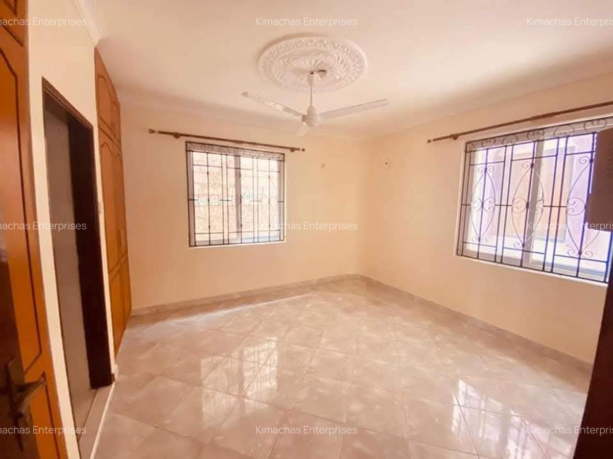 3 Bed Apartment with Swimming Pool at Links Road - 7