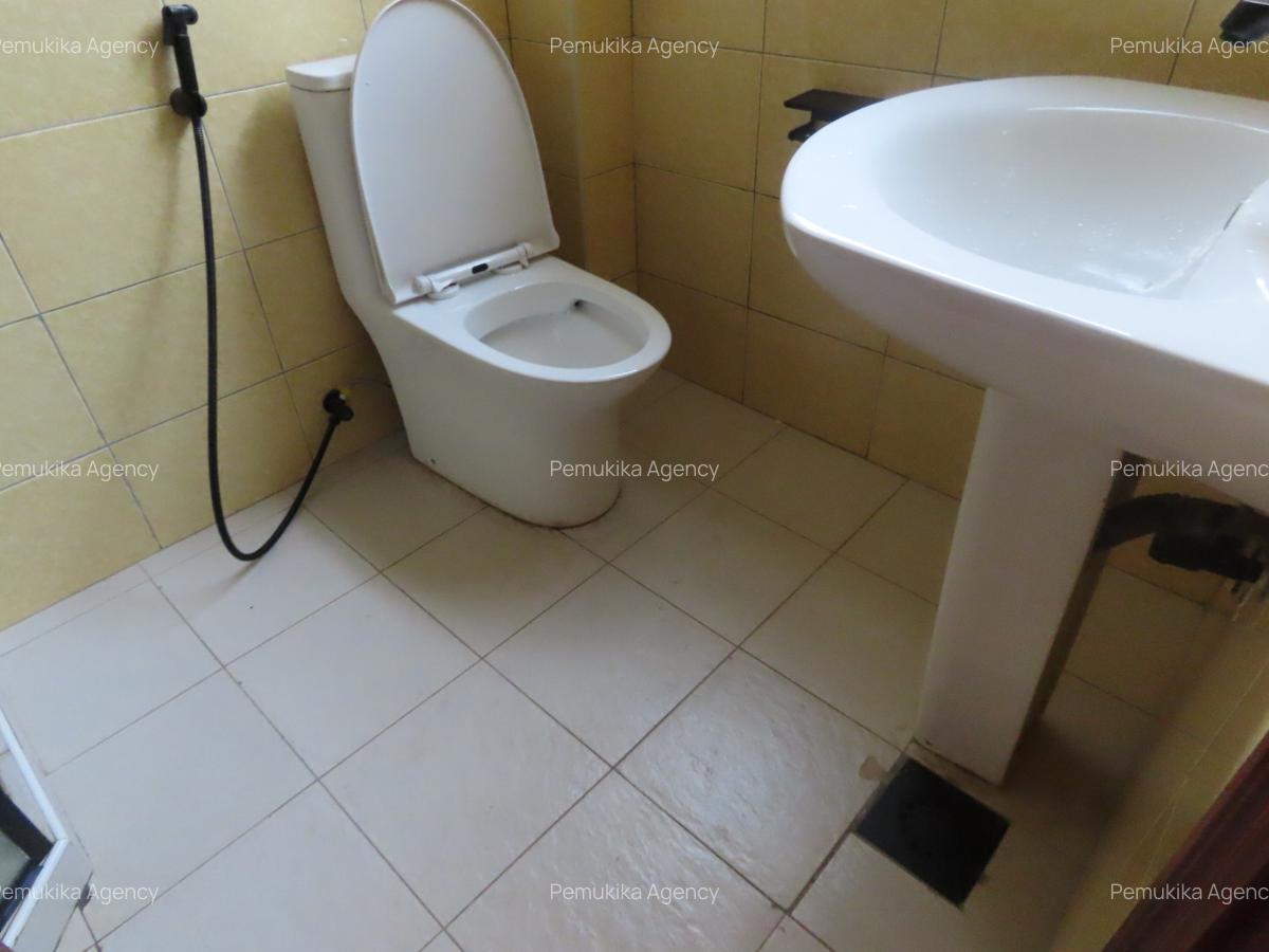 4 Bed Townhouse with En Suite in Karen - 6