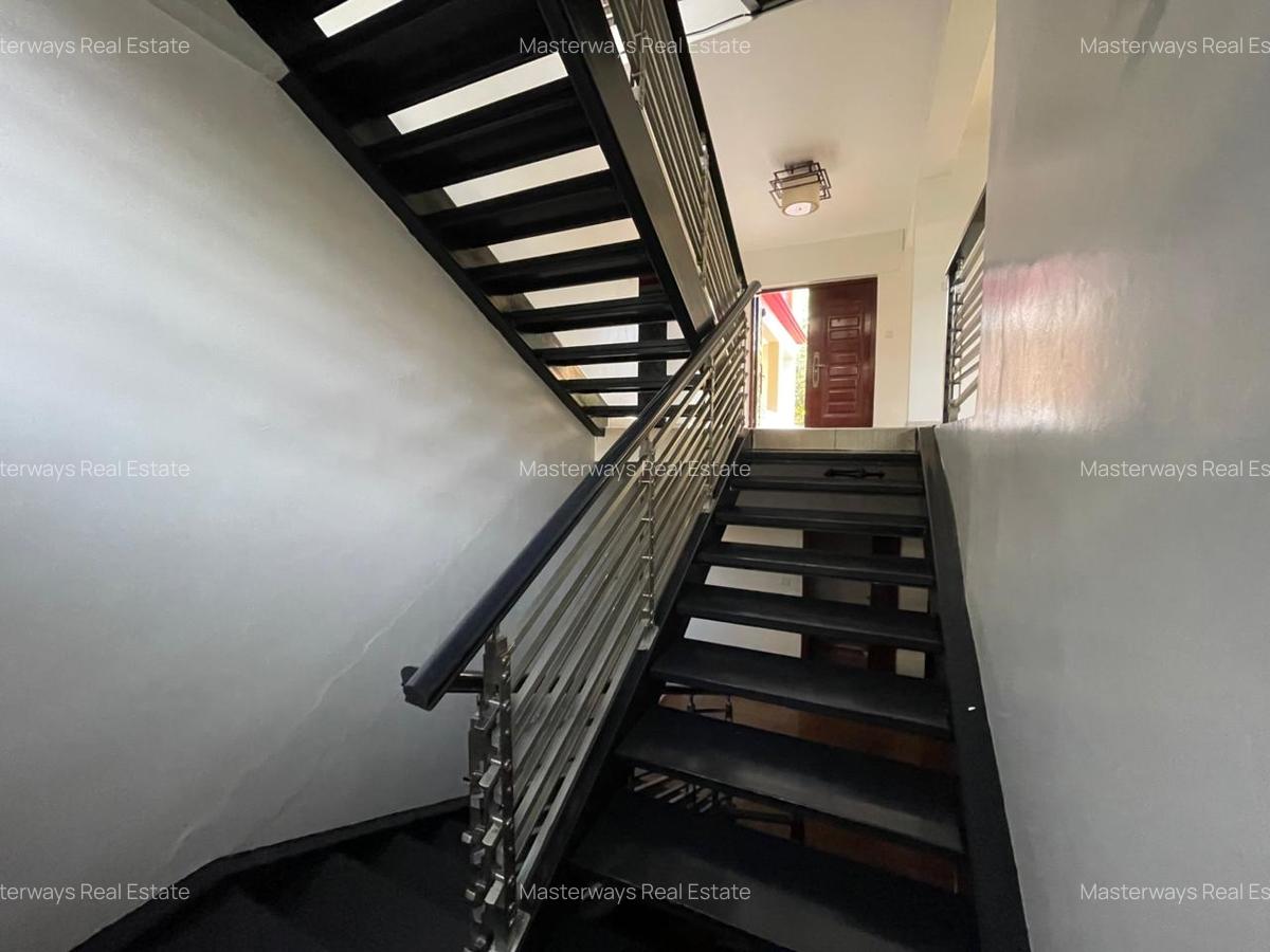 4 Bed Townhouse with En Suite in Kiambu Road - 4