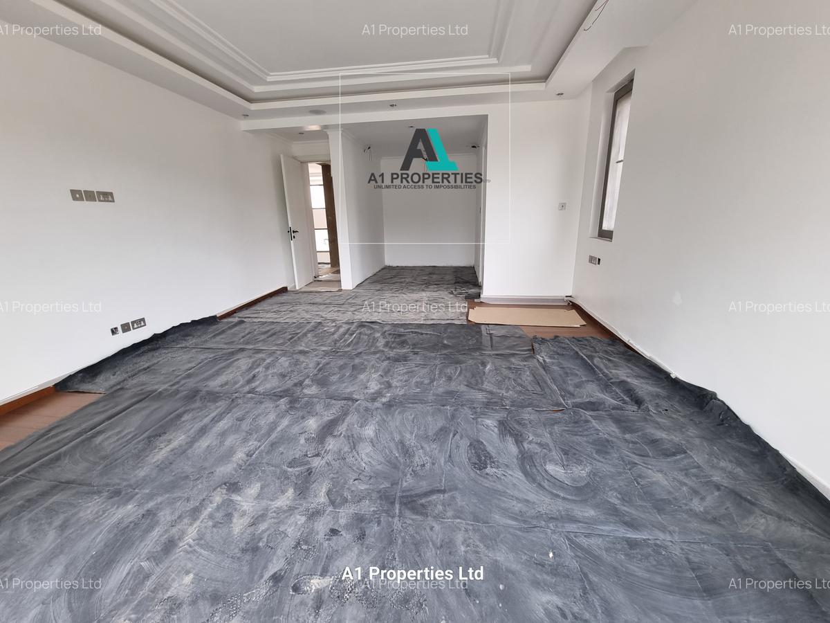 5 Bed Townhouse with En Suite in Karen - 20