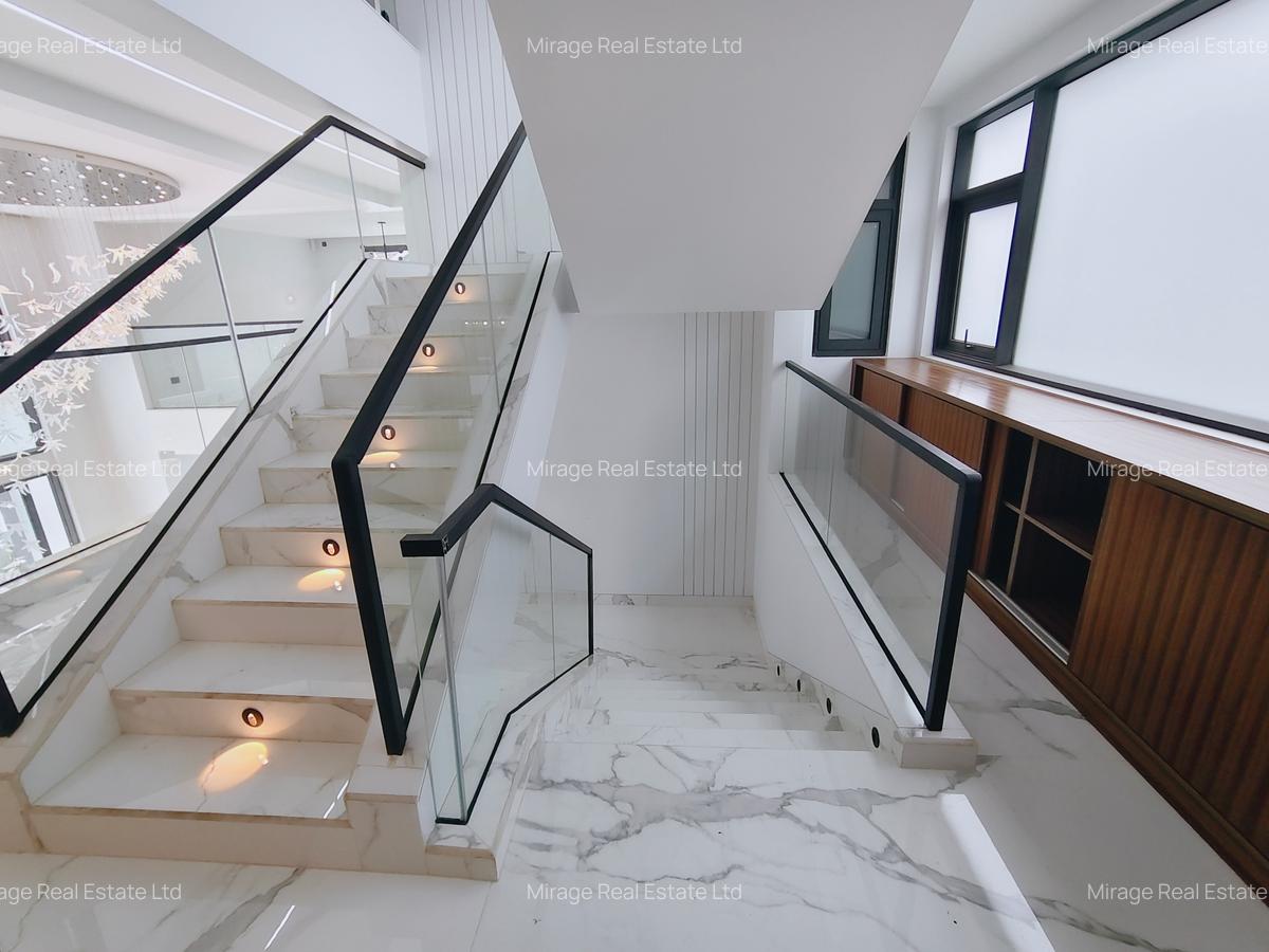 6 Bed Villa with En Suite in Lavington - 15
