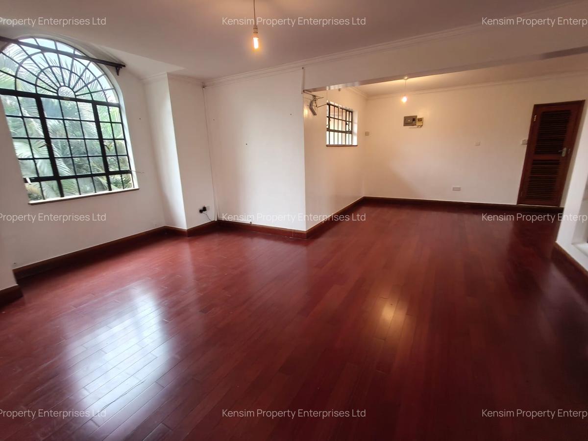 4 Bed Townhouse with En Suite in Runda - 7