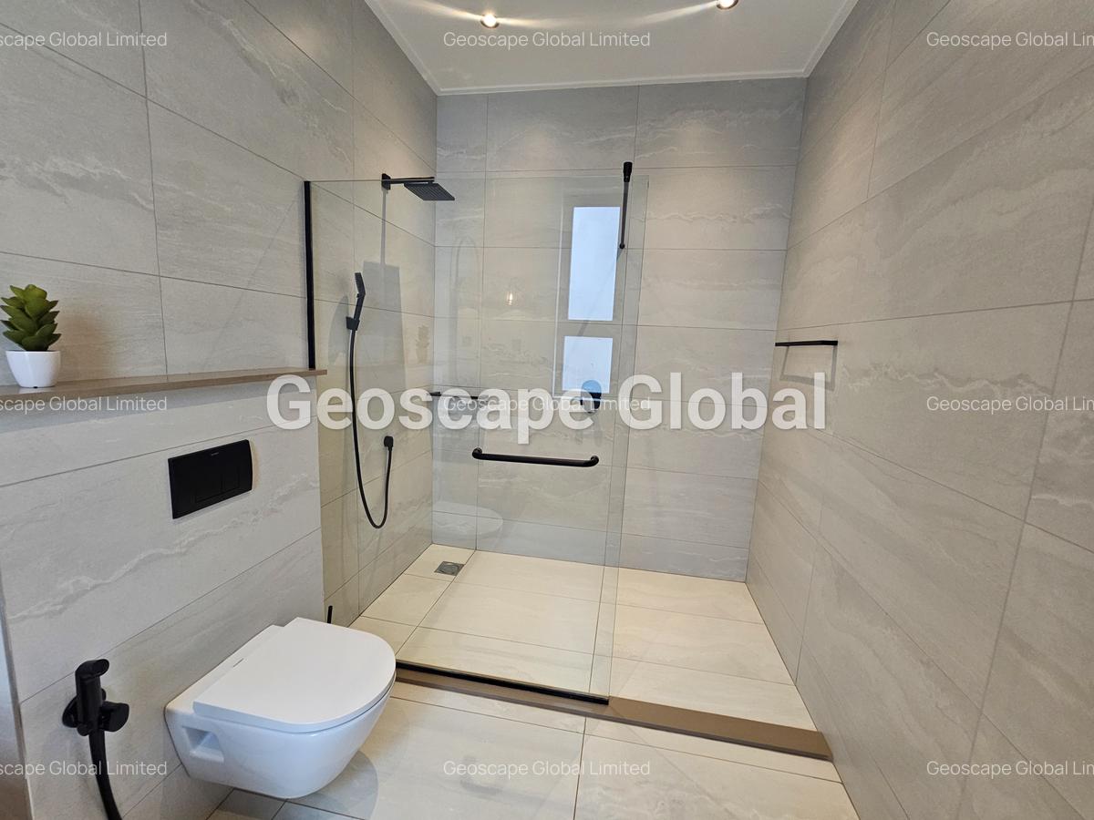 4 Bed Apartment with En Suite in Loresho - 15