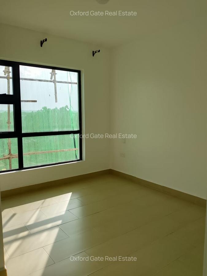 1 Bed Apartment with En Suite at Kirawa Road - 4
