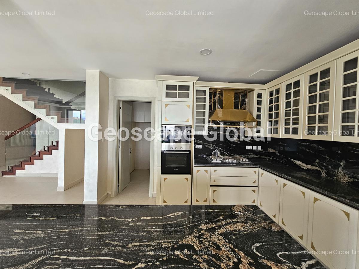 4 Bed Apartment with En Suite in General Mathenge - 5