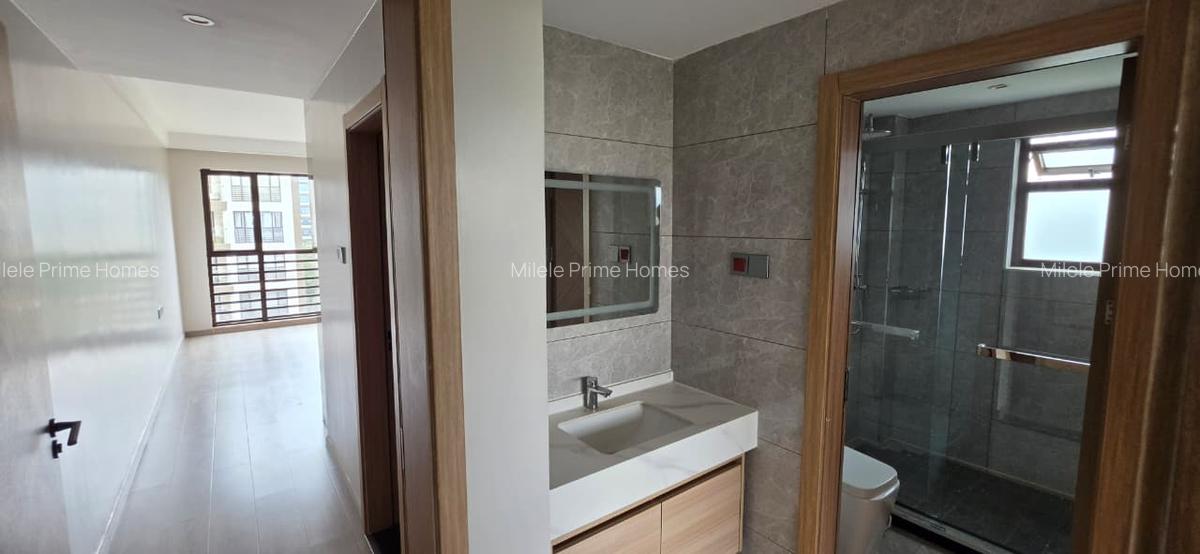 Serviced 3 Bed Apartment with En Suite at Riverside - 9