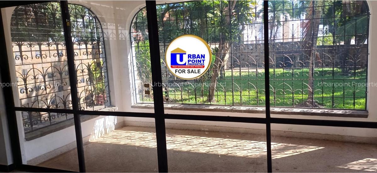 5 Bed House with En Suite in Nyali Area - 13
