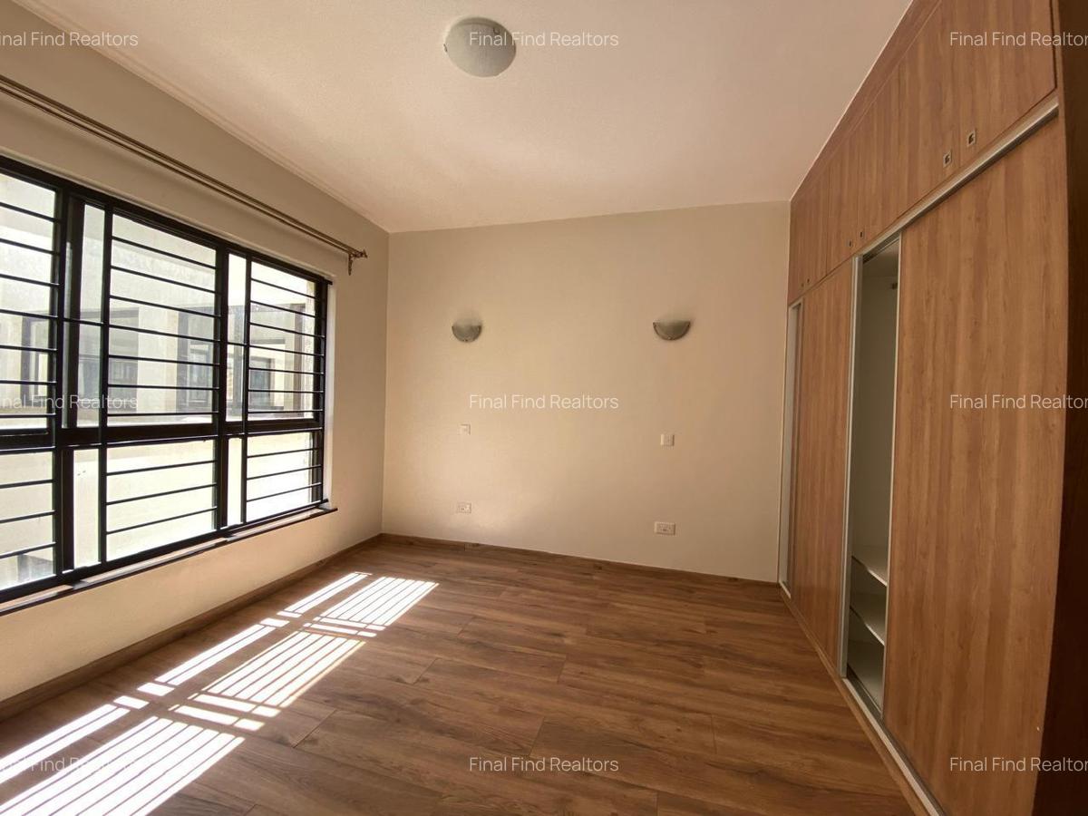 3 Bed Apartment with En Suite in General Mathenge - 14