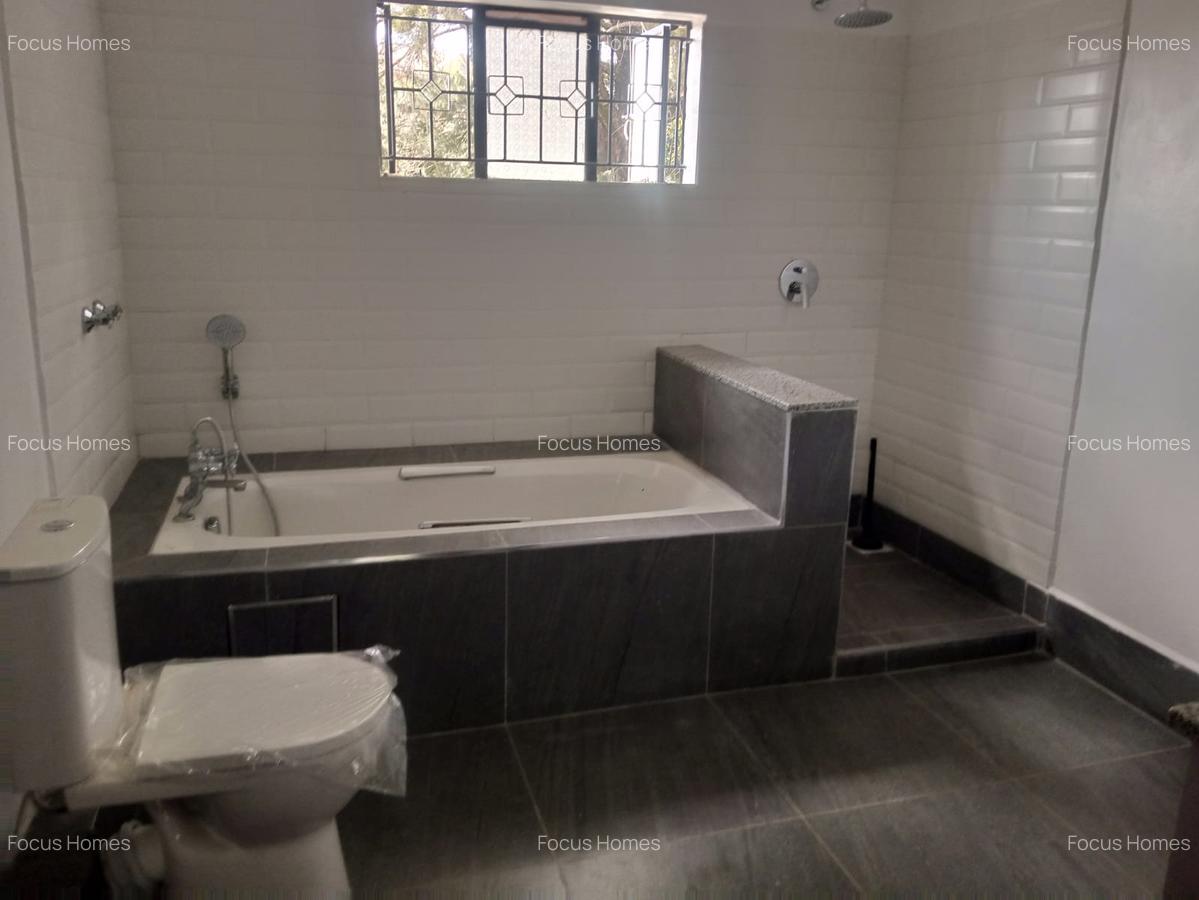 4 Bed Townhouse with En Suite at Ngong Rd - 8