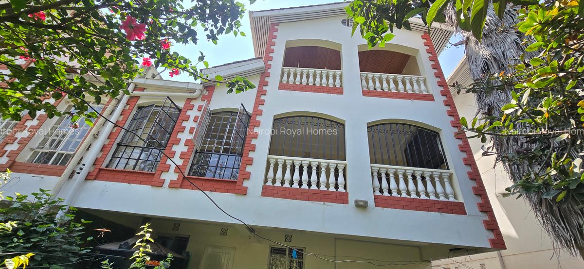 4 Bed Townhouse with En Suite at Lavington Mbaazi Road - 3