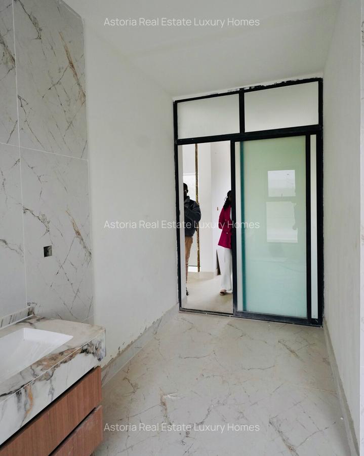 5 Bed Villa with En Suite at 2026-187 - 10