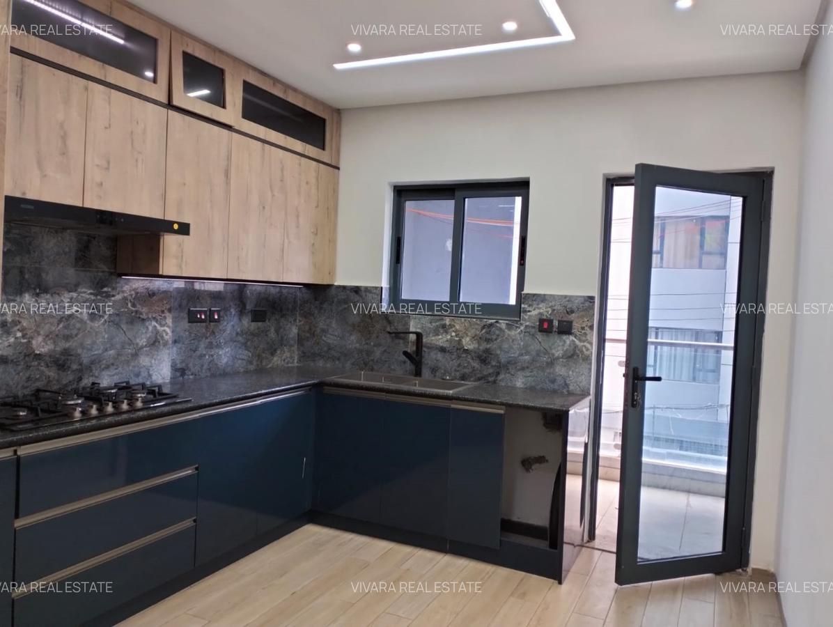 1 Bed Apartment with En Suite in Lavington - 10