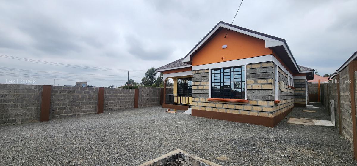 3 Bed House with En Suite at Oloika - 2
