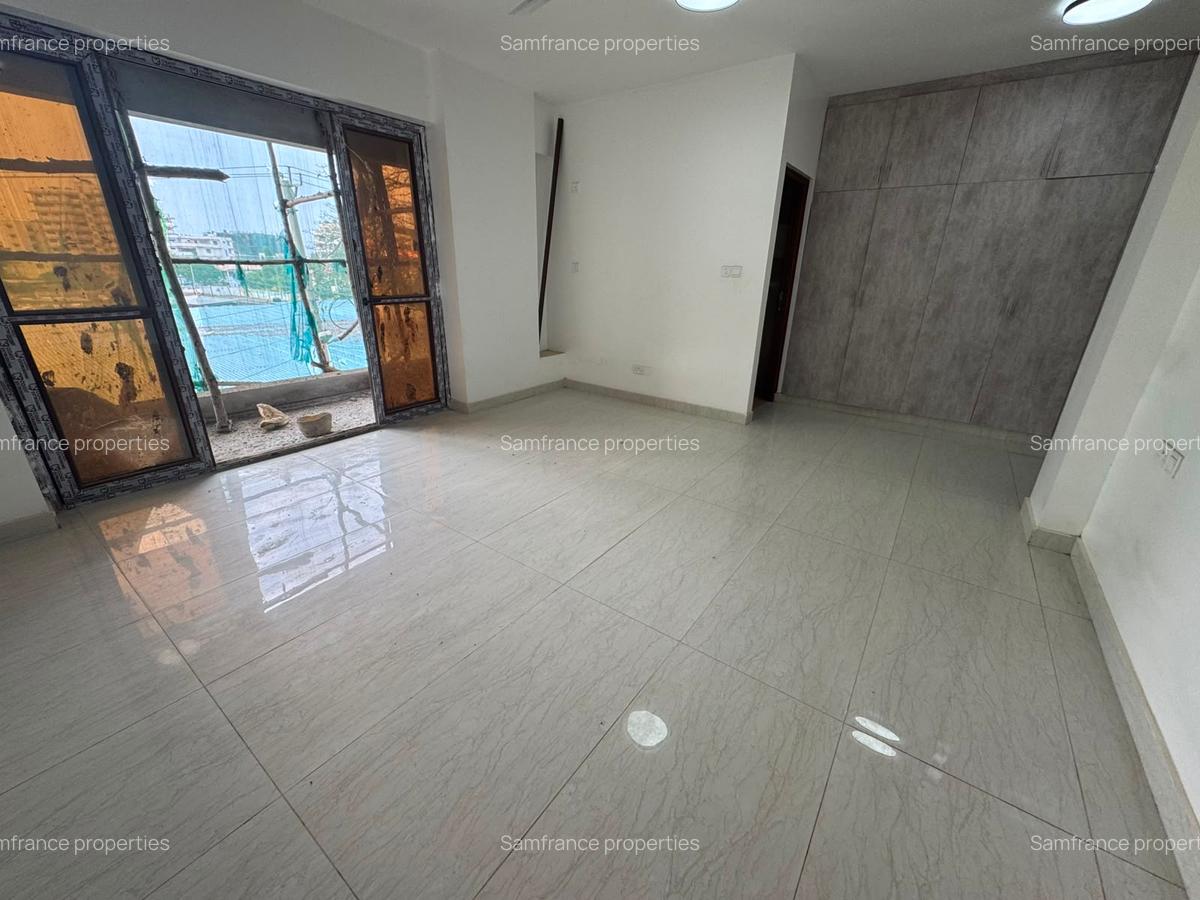 Serviced 4 Bed Apartment with En Suite at Kizingo - 3