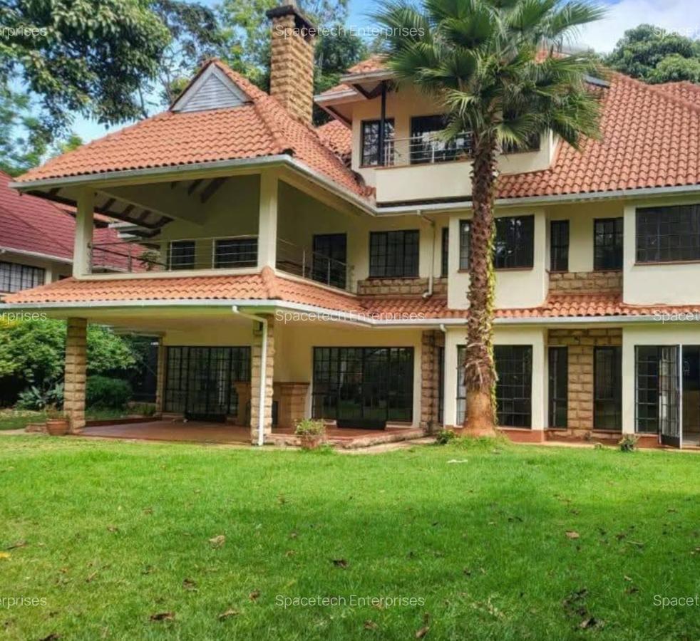 5 Bed Townhouse with En Suite in Rosslyn - 1