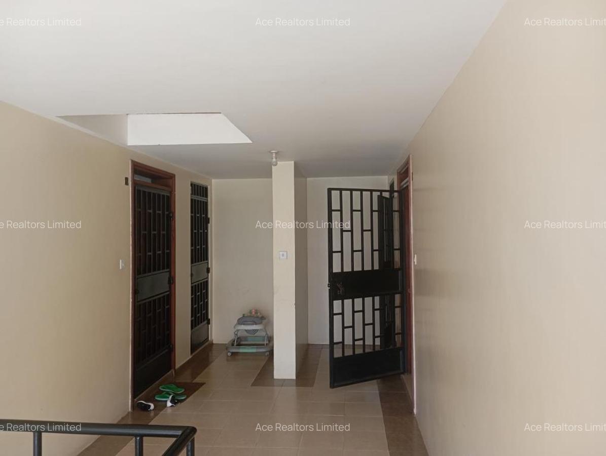 3 Bed Apartment with En Suite at Valley Arcade - 2
