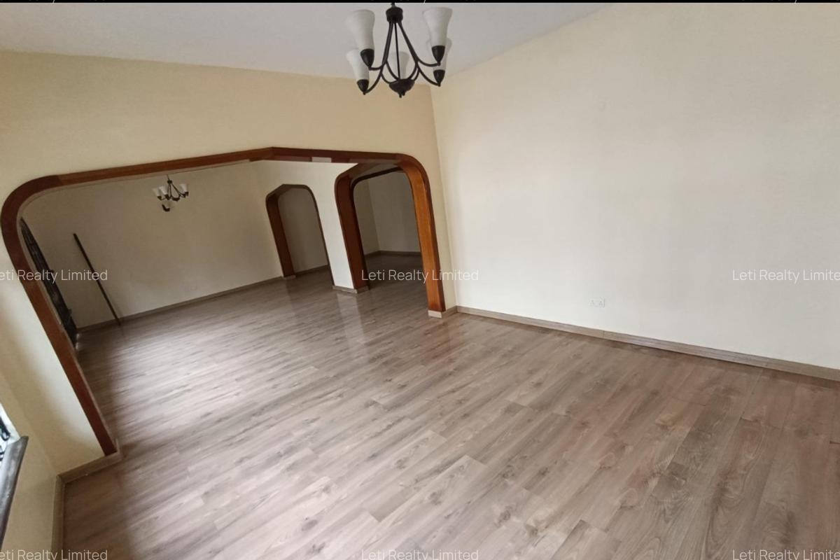 5 Bed Townhouse with En Suite in Kilimani - 3