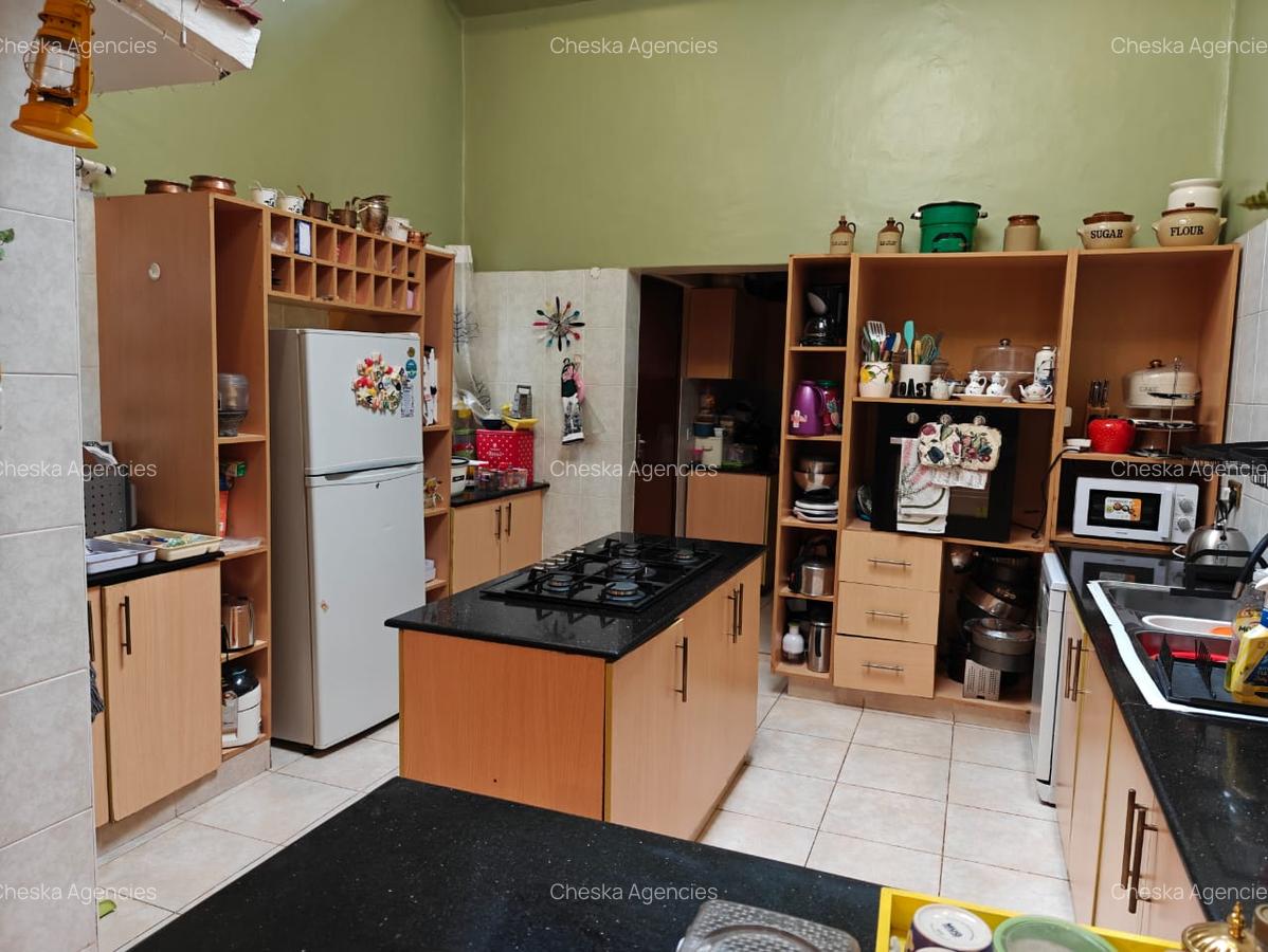 4 Bed Townhouse with En Suite in Lavington - 4