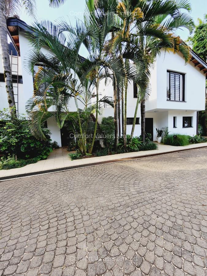 1 Bed House with En Suite at Westlands - 1