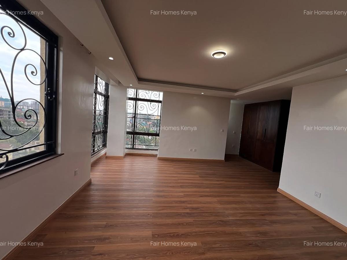 4 Bed Apartment with En Suite at Oloitoktok Road - 7