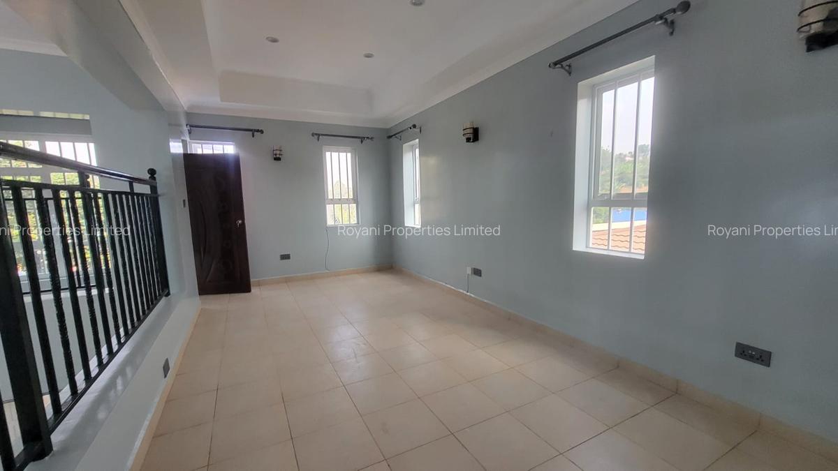 4 Bed House with En Suite in Kiambu Road - 8
