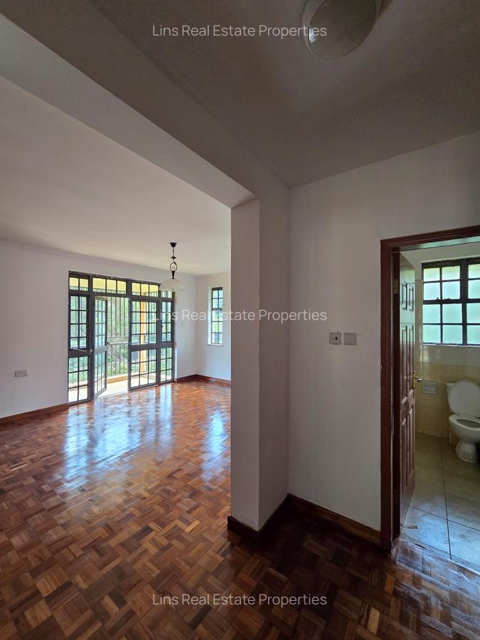 4 Bed Townhouse with En Suite in Loresho - 16