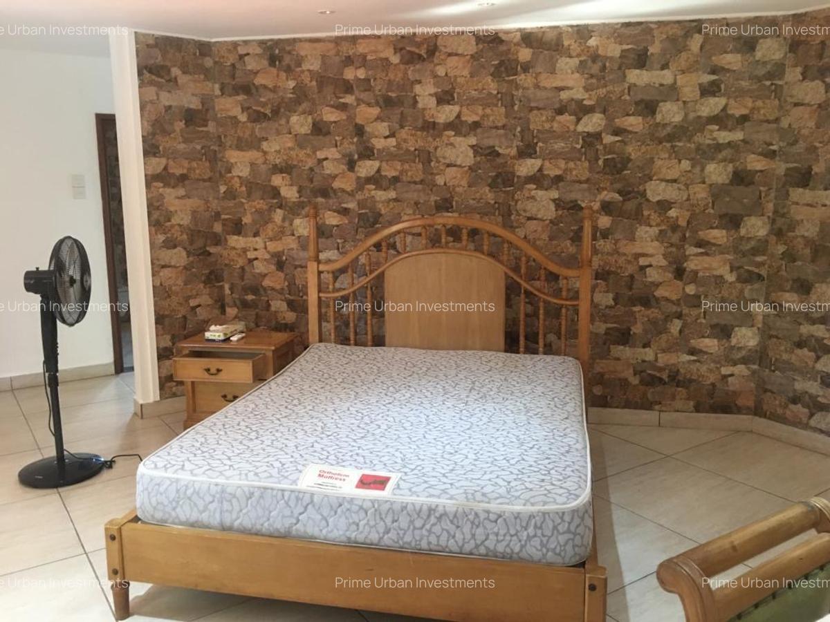 6 Bed House with En Suite at Nyali Beach - 6