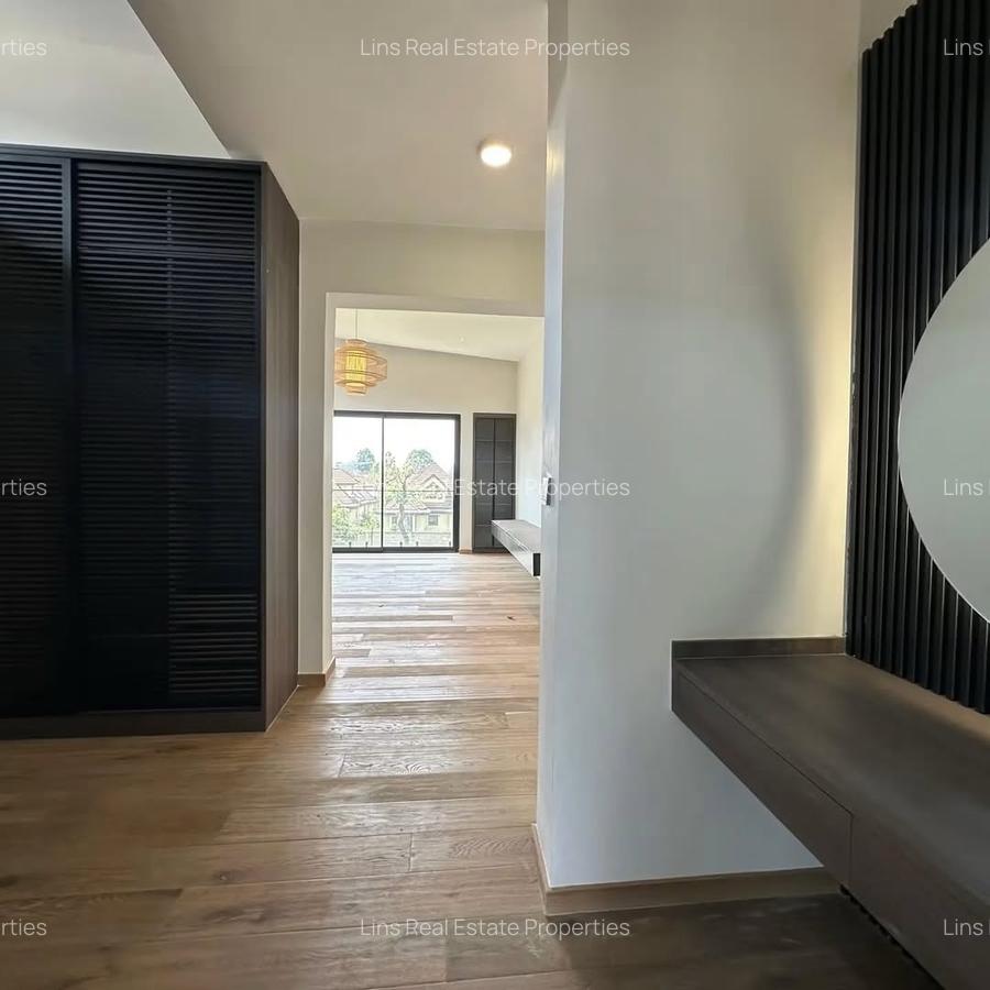 5 Bed Townhouse with En Suite in Runda - 7