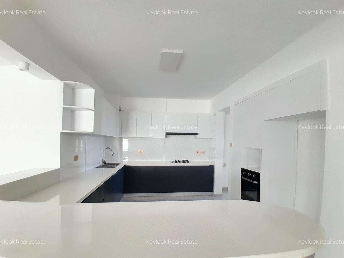 4 Bed Apartment with En Suite at Oloitoktok Road - 10