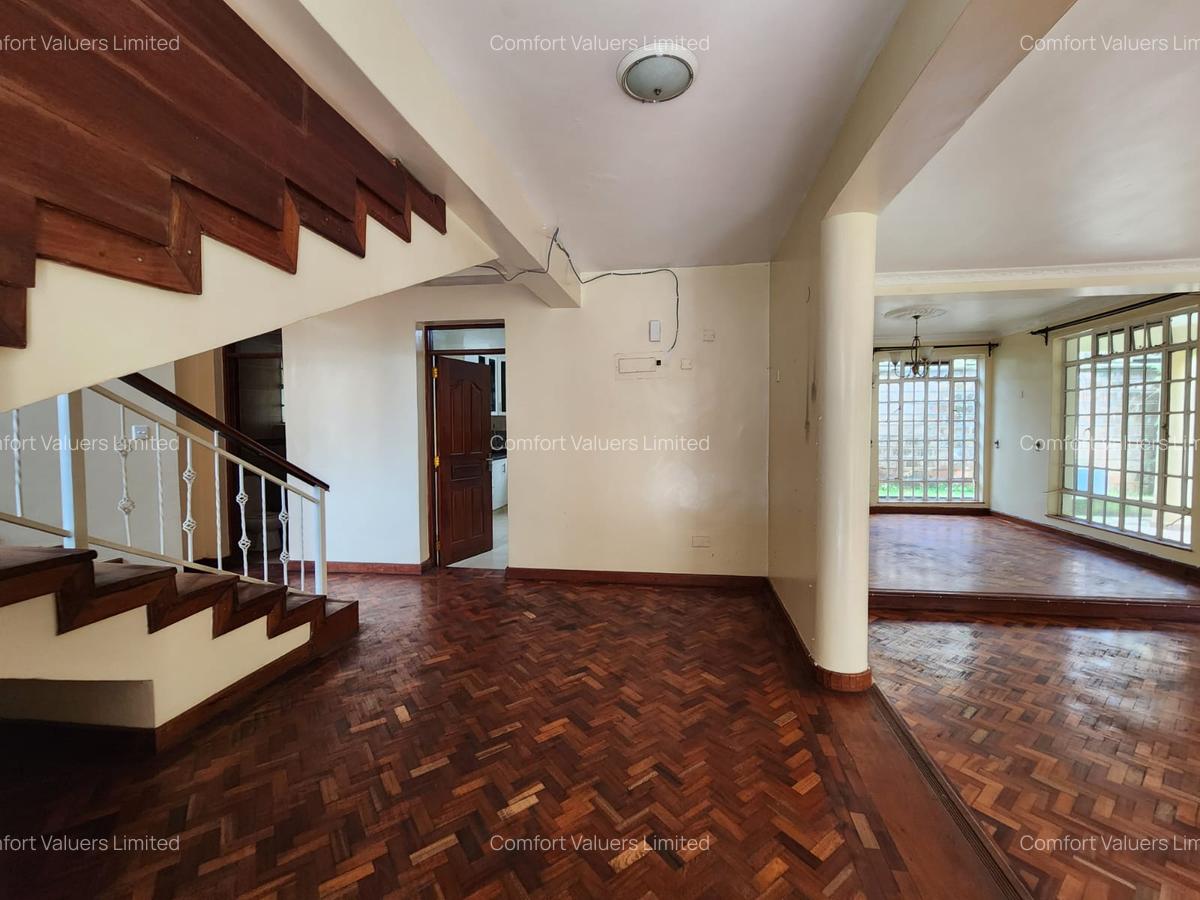 5 Bed Townhouse with En Suite at Lavington Green - 9