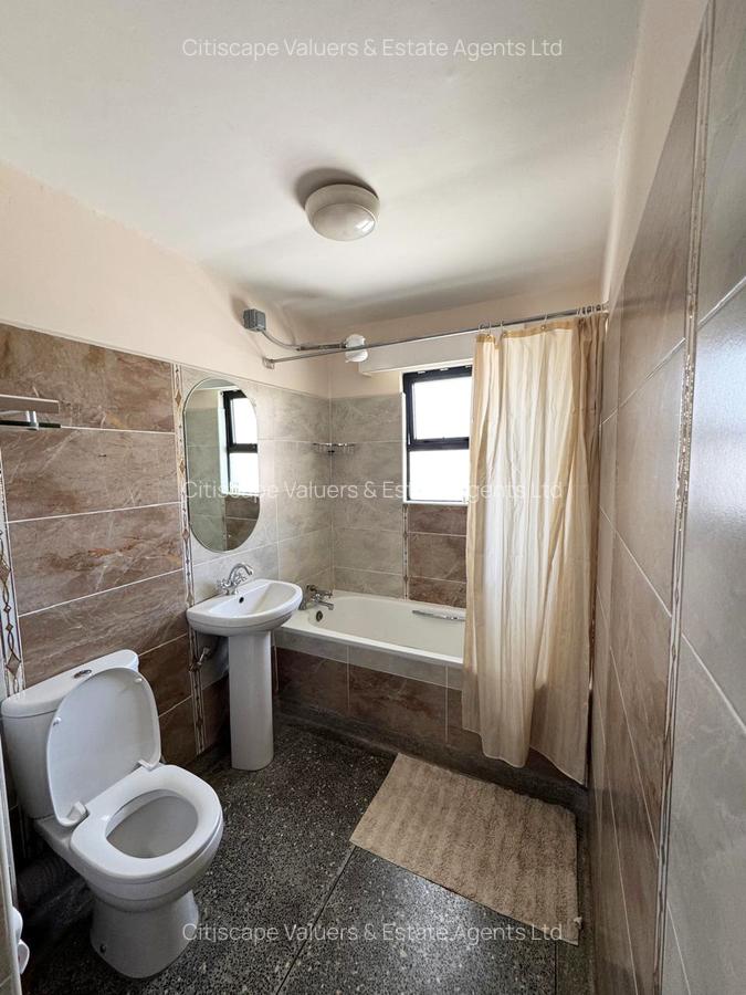 3 Bed Apartment with En Suite in Embakasi - 9