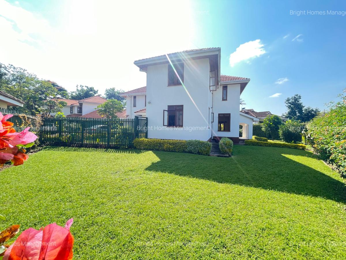 4 Bed Townhouse with En Suite in Lavington - 1