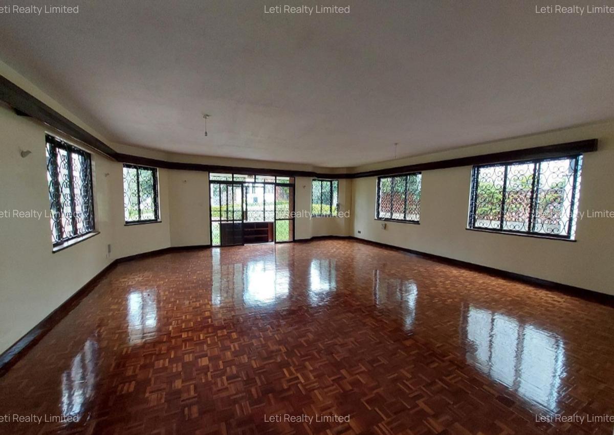 5 Bed Townhouse with En Suite in Kilimani - 4