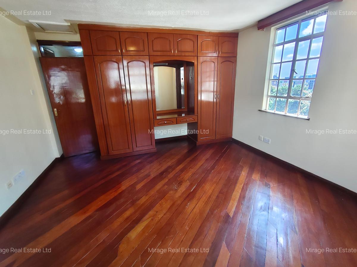 4 Bed Apartment with Parking in Kileleshwa - 13