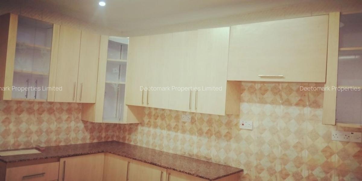 7 Bed Townhouse with En Suite at Dogunit - 8