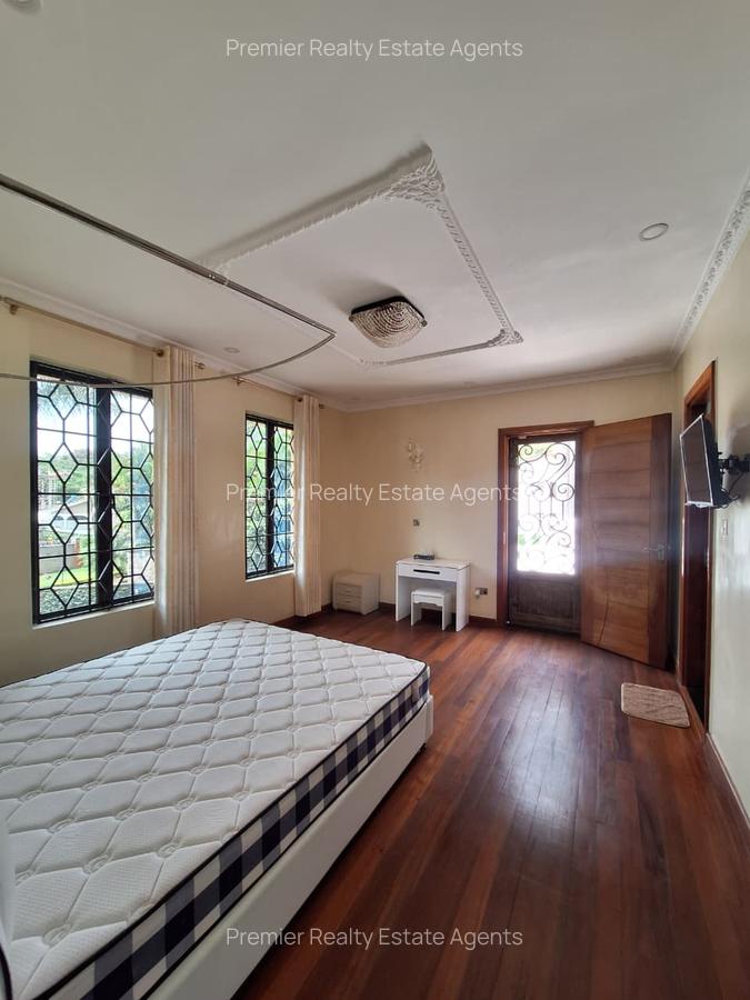 5 Bed Villa with En Suite at Runda - 11