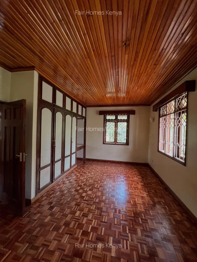 4 Bed Townhouse with En Suite at Convent Drive - 11