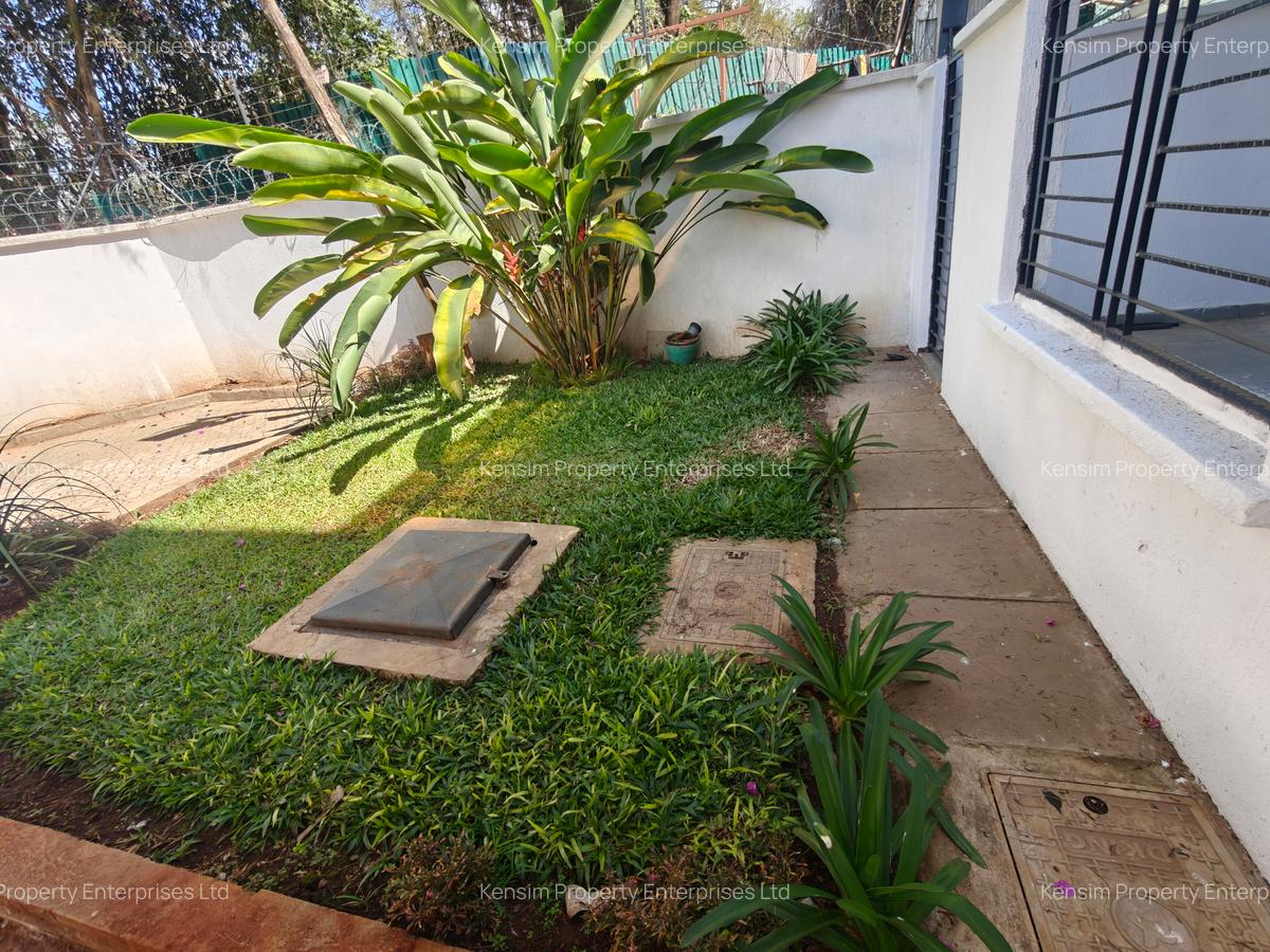 4 Bed Townhouse with En Suite in Lavington - 6